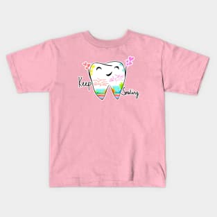 Keep smiling Kids T-Shirt